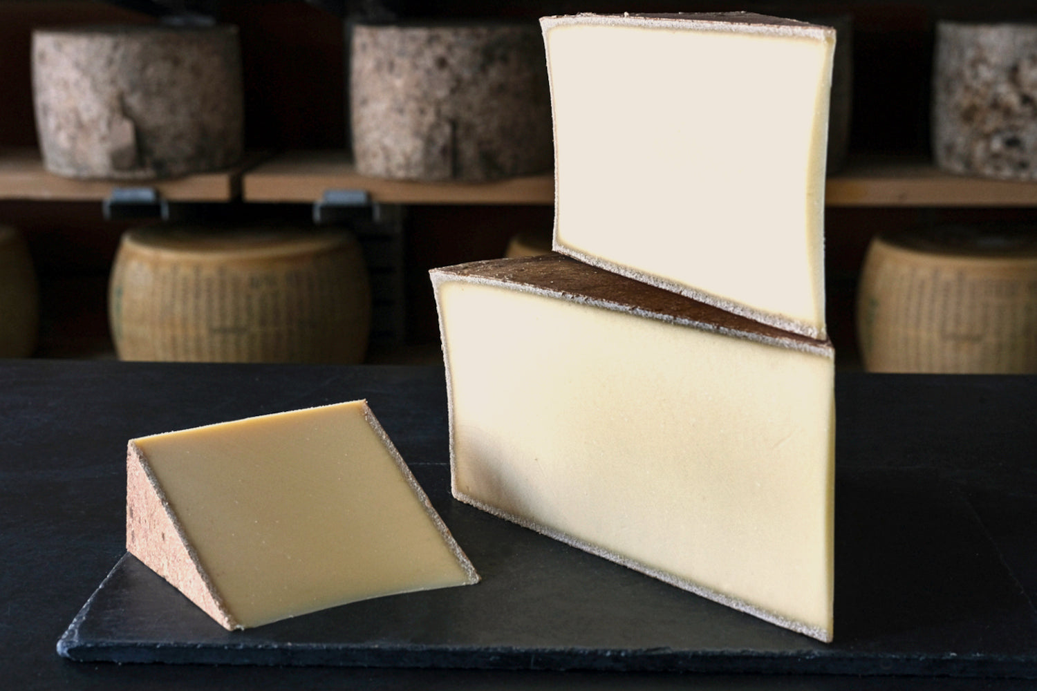 The Health Benefits of Unpasteurised Cheese